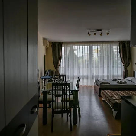 Apartamento Panorama Beach, фамилно студио Deluxe