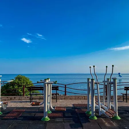 Panorama Beach, фамилно студио Deluxe *