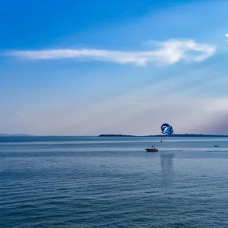 Panorama Beach, фамилно студио Deluxe Daire *