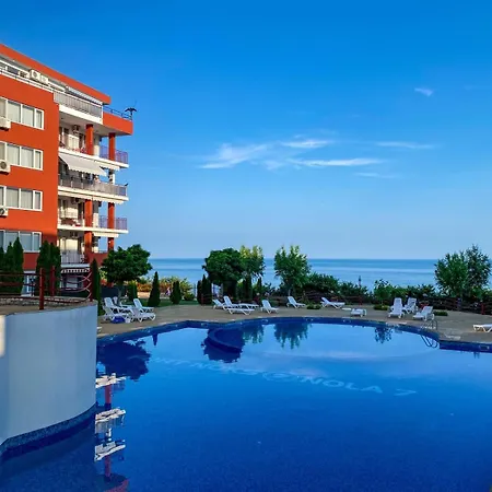 Panorama Beach, фамилно студио Deluxe Daire
